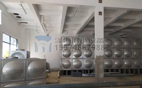 不銹鋼水箱安裝調試